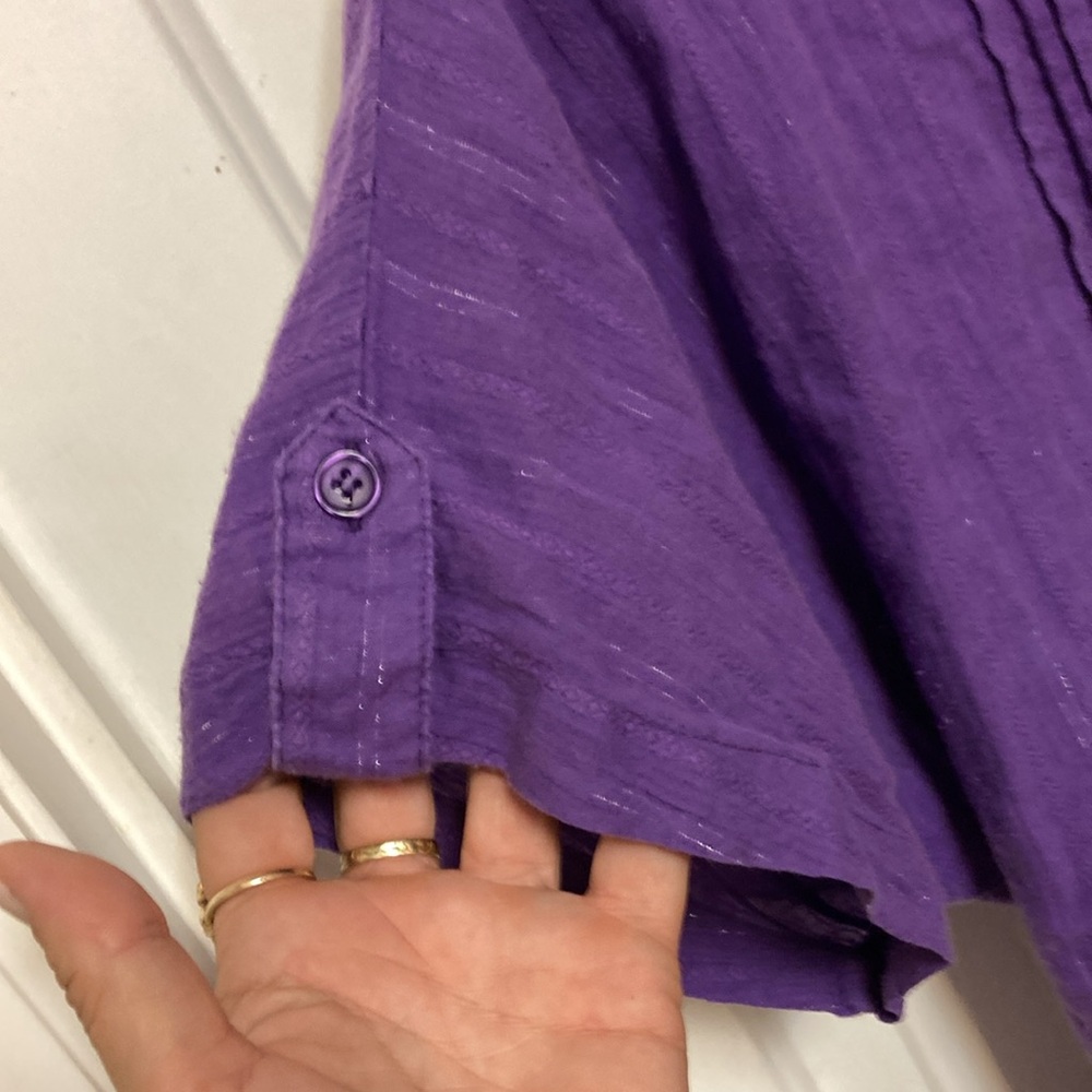 3/$20…bundle and save …
Cute purple 18/20 button down - Picture 7 of 7